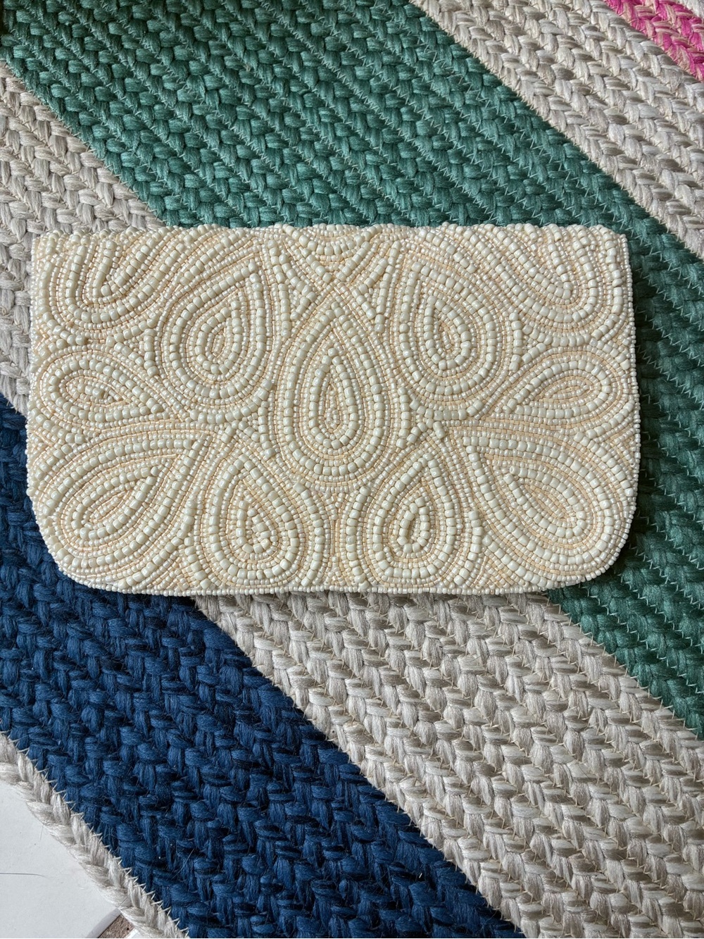 Lulu's Ivory Beaded Scallop Flap Crossbody Clutch - Picture 3 of 3